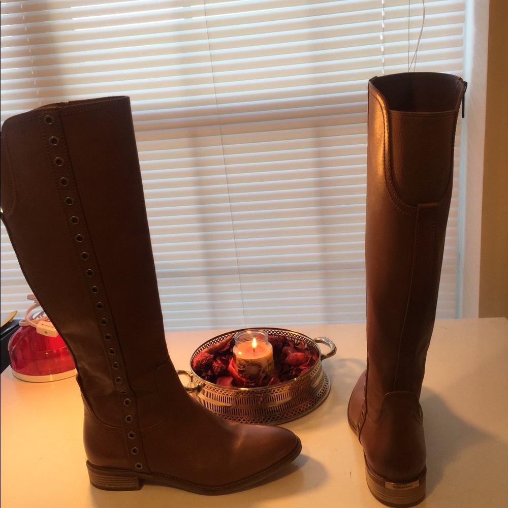 Michael Kors Boots - Picture 1 of 14